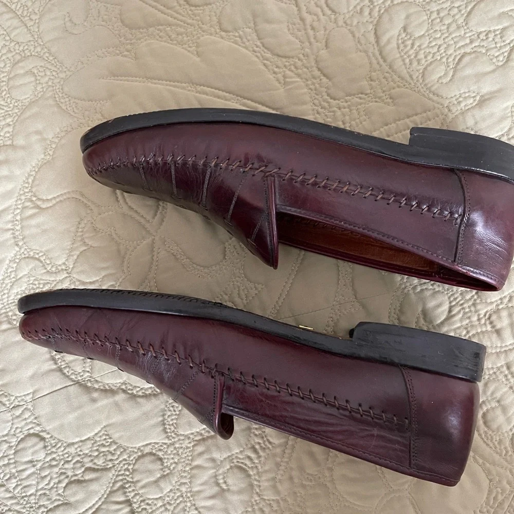 Men’s Tommy Bahama loafers